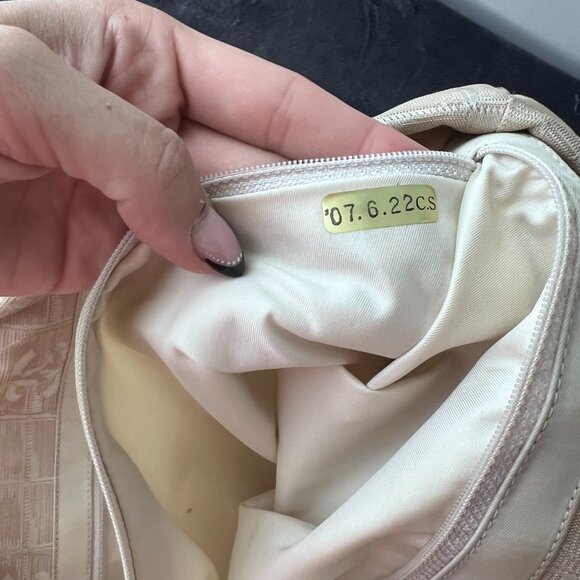 Authentic Chanel Vintage VTG Travel Line Tote in Blush with Dust-bag and Card - Picture 13 of 16